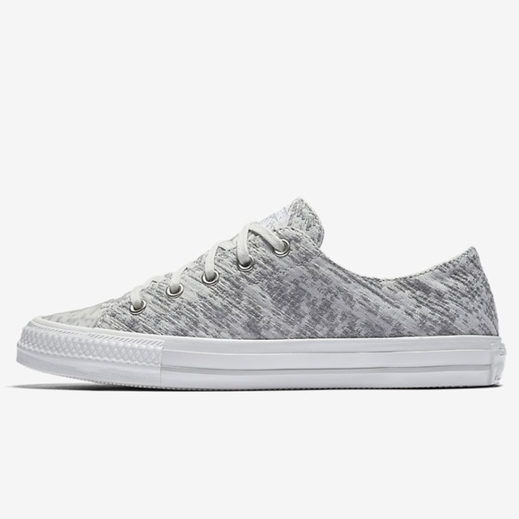 ❤️1 HOUR SALE CONVERSE CHUCK TAYLOR WOMENS SHOES - Picture 2 of 6